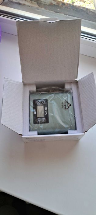 Компрессор аквариумный со встроенным аккумулятором