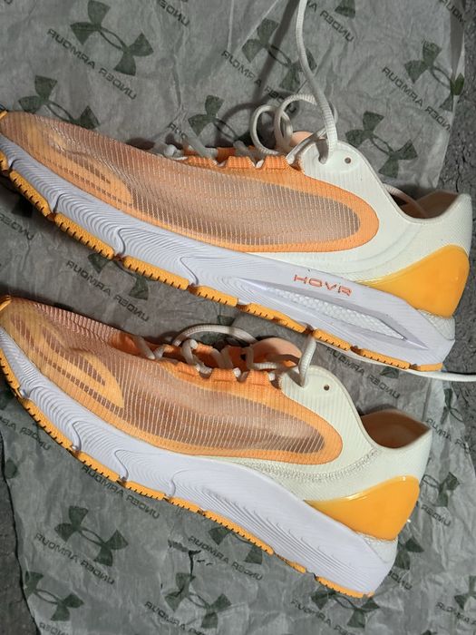 Under Armour hovr Sonic 5 breeze NOU