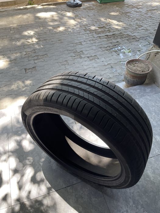 Pirelli 265/40R22