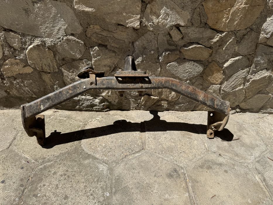 Теглич за Suzuki Vitara