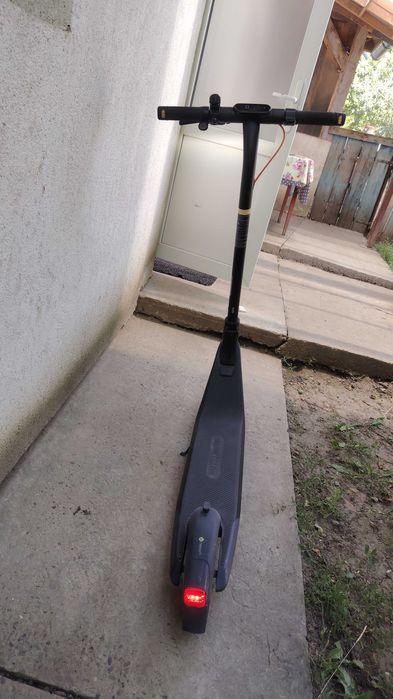 Trotineta electrica ninebot e2 pro