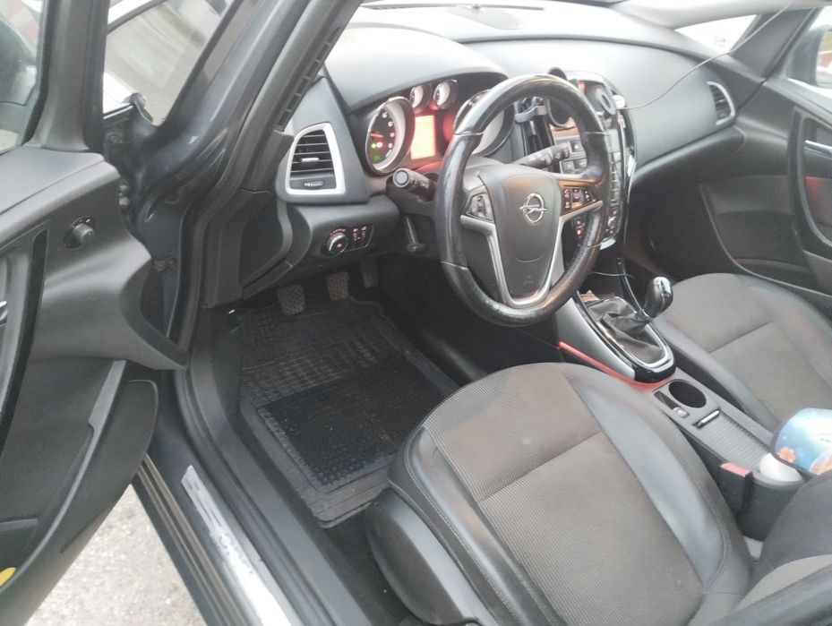 Opel astra j 2015