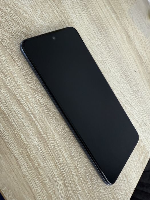 Продам смартфон Xiomi Redmi Note 9s