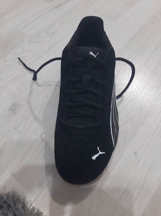 Adidasi nr 40.5 noi puma