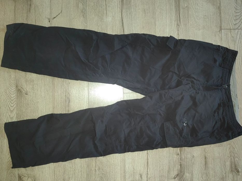 Pantaloni Mammut marime 48 sau M