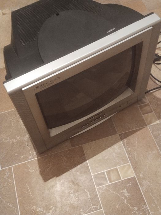 Продам телевизор