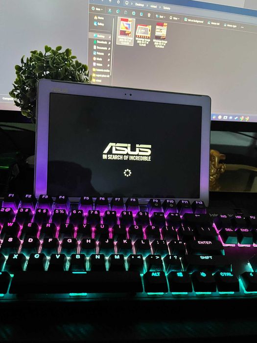 ASUS ZenPad 10 Z300C Tabletă cu ecran mare de 10.1