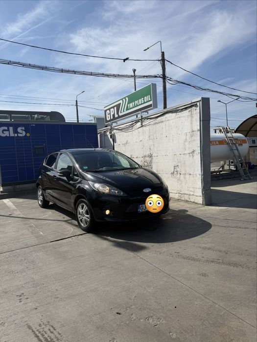 FORD Fiesta 2010 — imagine 2