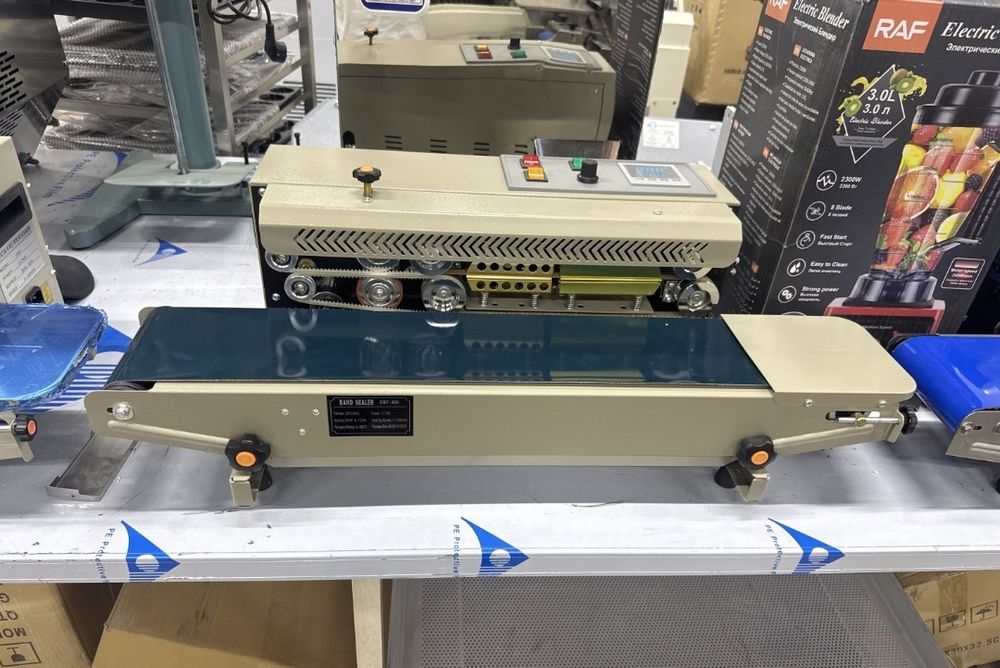 Upakovka aparat qadoqlash uskunasi lintalig upakopka
Data uradigan
220