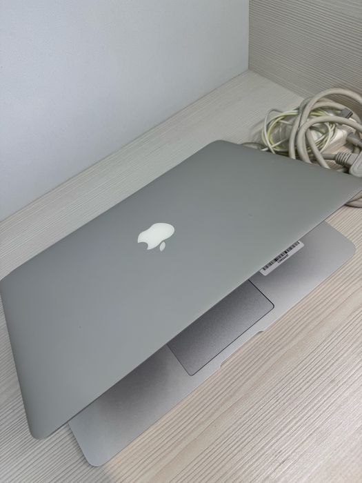 MacBook 2017 Air/13 128гб | KASPI 0-0-24