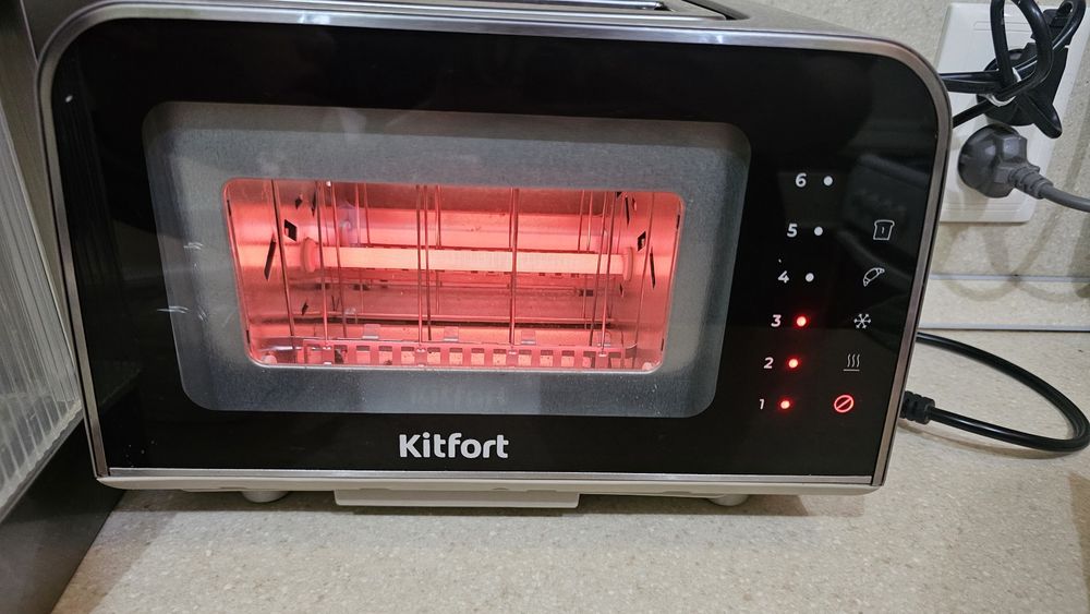 Продам    тостер