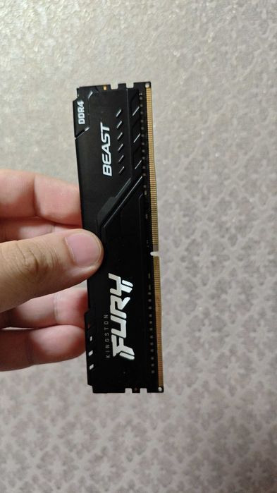 Kingston Fury DDR4 32GB(2x16)