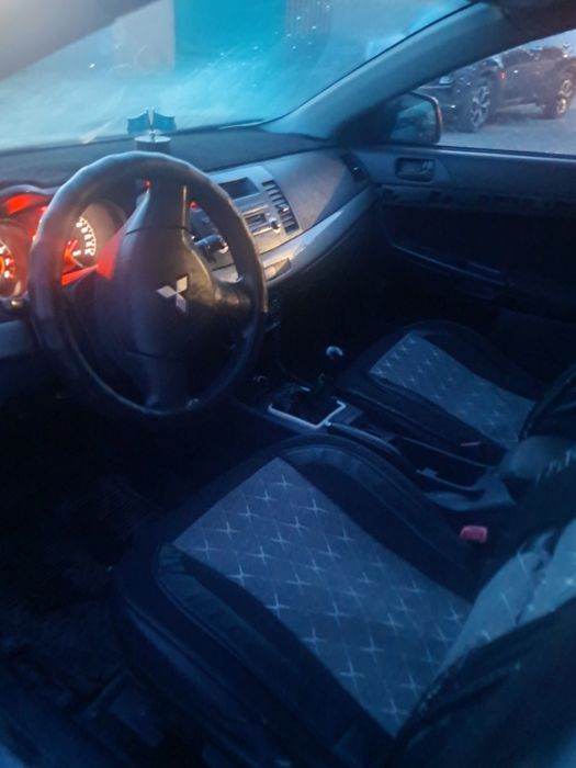 Mitsubishi Lanser