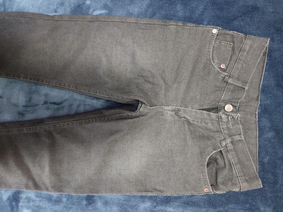 Джинсы мальчик 9-10 лет