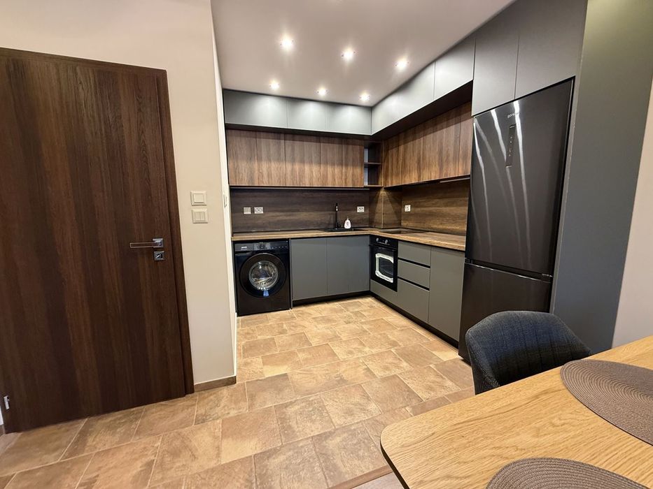 Продава се Двустаен апартамент в София, Младост 2 - 71 кв.м за 3451 €/кв.м - Снимка #1