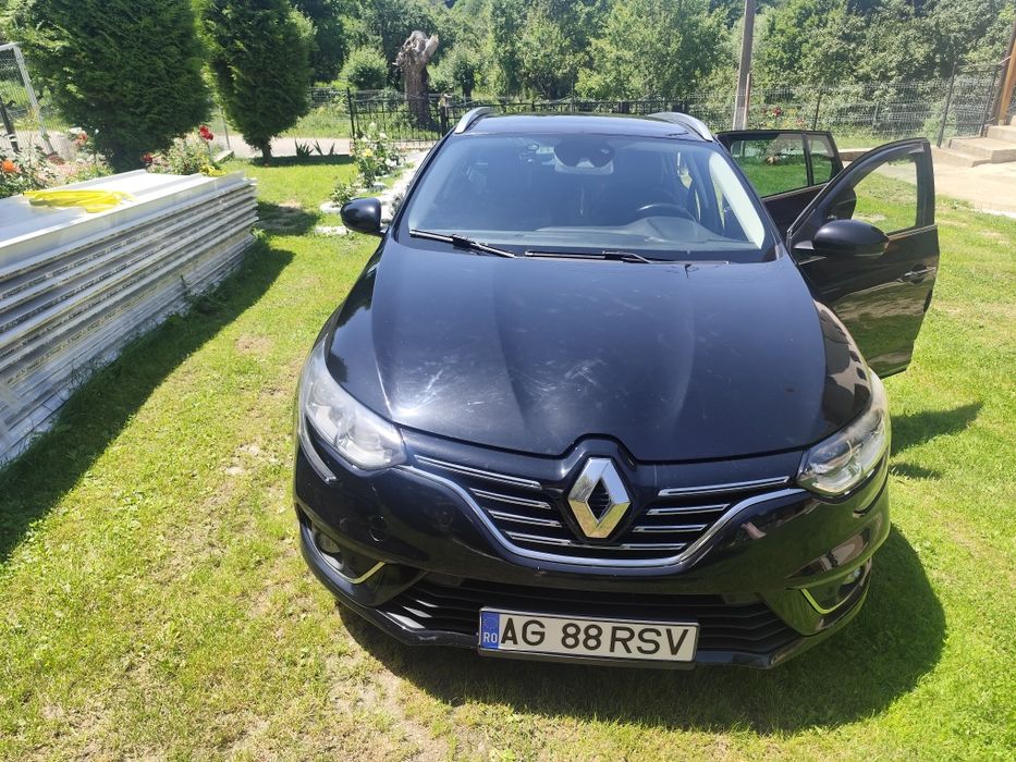 Renault Megane v
