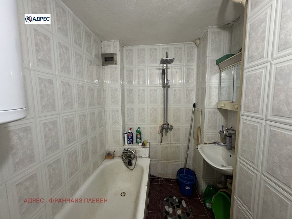 Продава се Тристаен апартамент в Враца, Металург - 90 кв.м за 1676 €/кв.м - Снимка #7