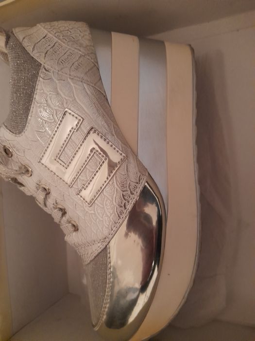 Дамски  кожени обувки