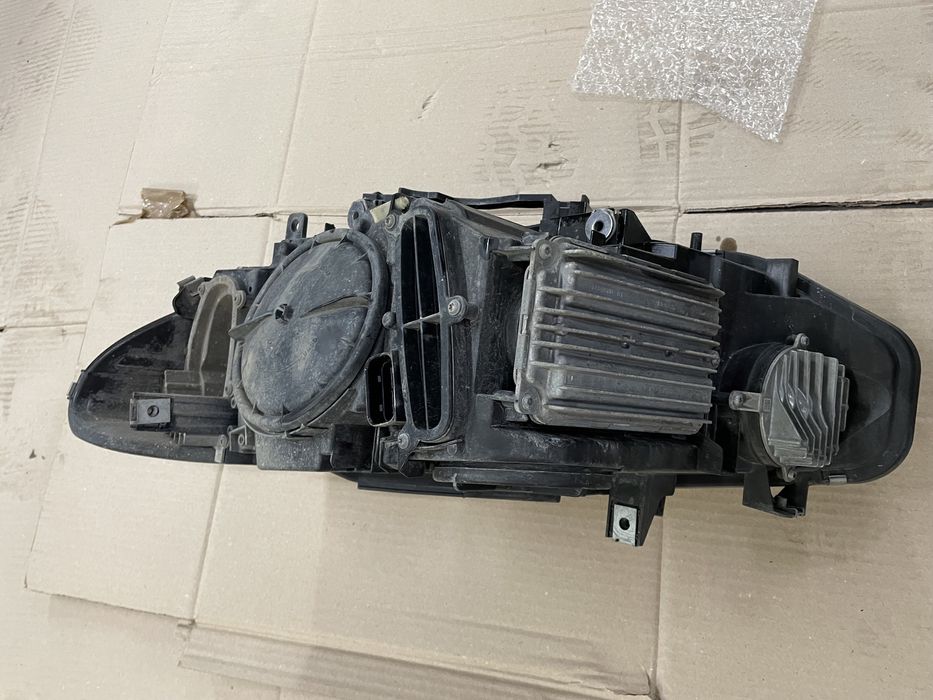 Far dreapta adaptiv full led bmw F8x, F30, F32, F36PRET FIX