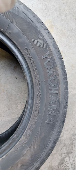 Гуми 235/60/16 Yokohama  M+S всесезонни