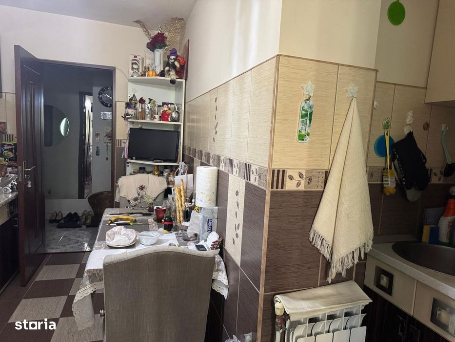 Apartament 4 camere etaj 2 ultracentral