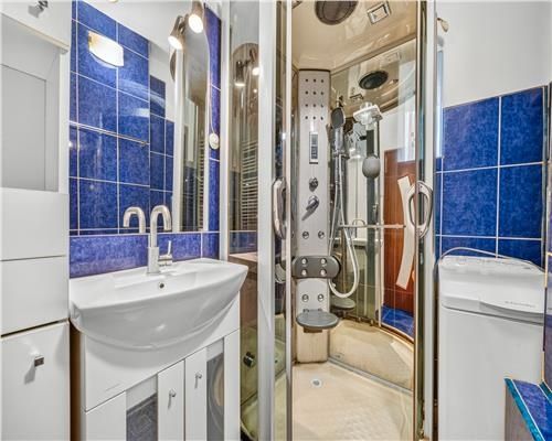 Apartament de vanzare 2 camere Codrul Cosminului