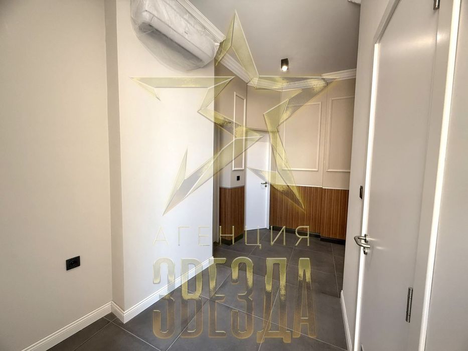 Продава се Двустаен апартамент в Пловдив, Център - 90 кв.м за 3000 €/кв.м - Снимка #5