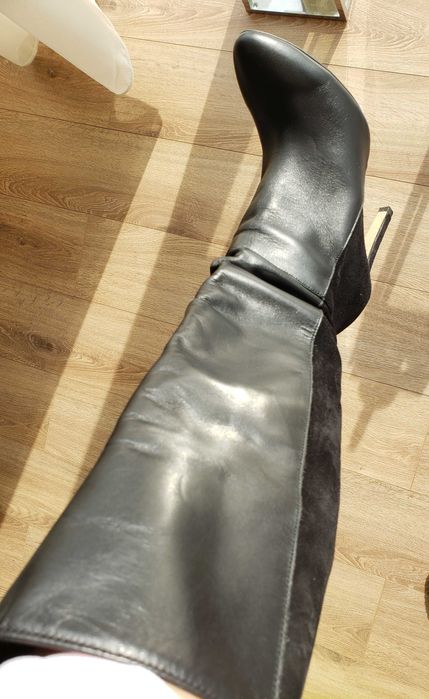 Vand bocanci dama si cizme din piele marimea 39.
