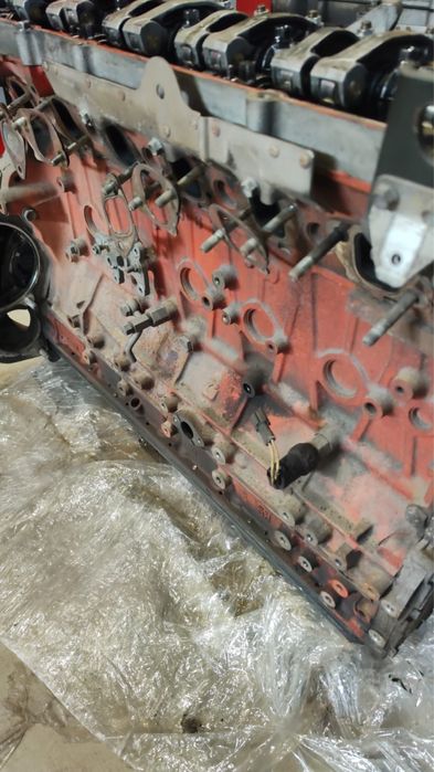 Двигатель на экскаватор хитачи жсб сат хундай