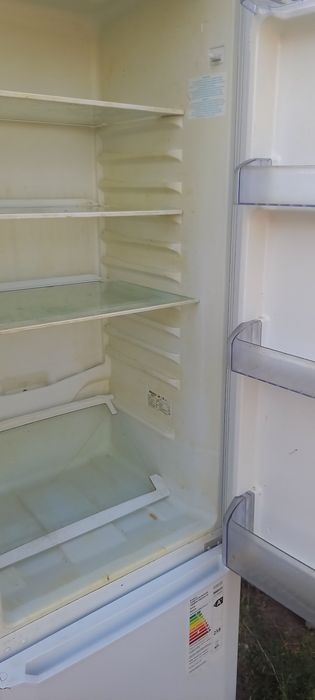 Продам холодильник