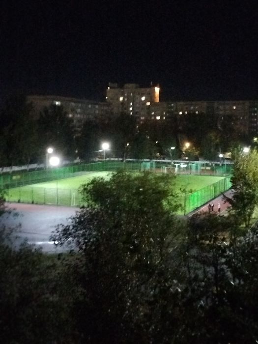 Продается двух. ком. квартира.