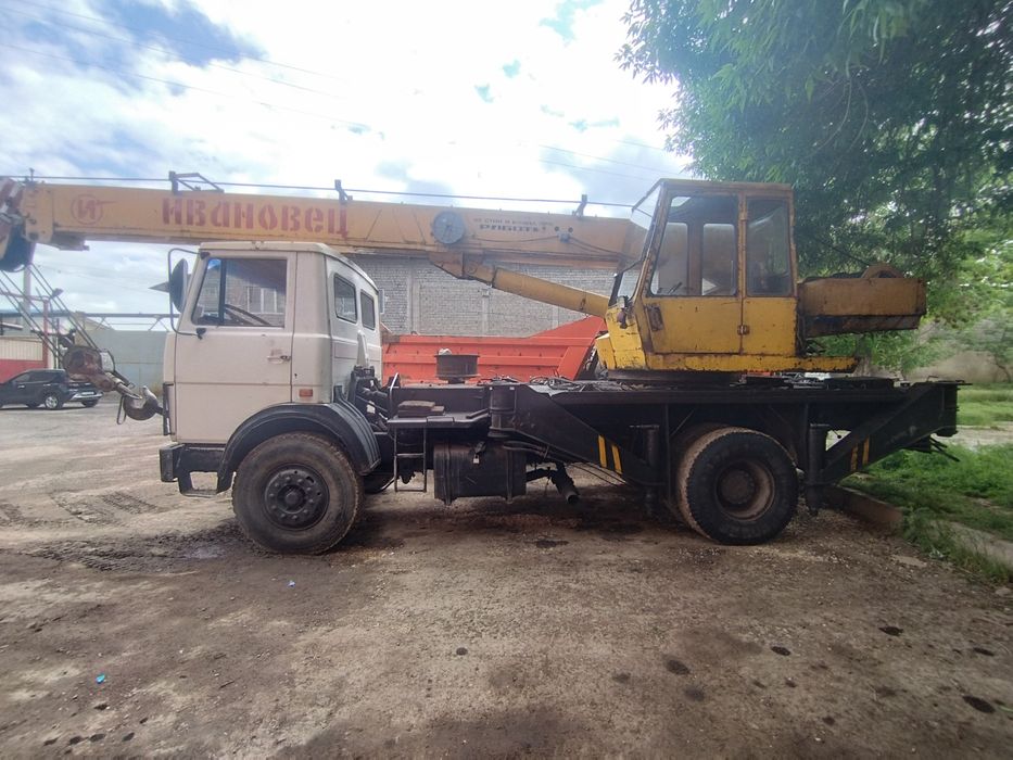 Автокран иваниыэс сотилади 1994