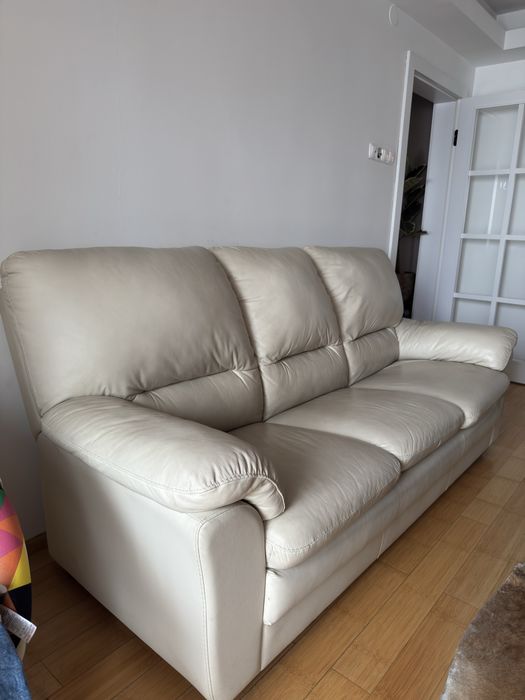 Canapea extensibila si fotoliu din piele naturala Mobexpert