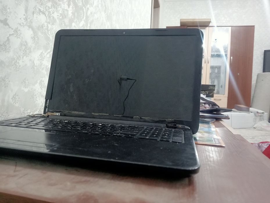 Ноутбук hp для запчасти