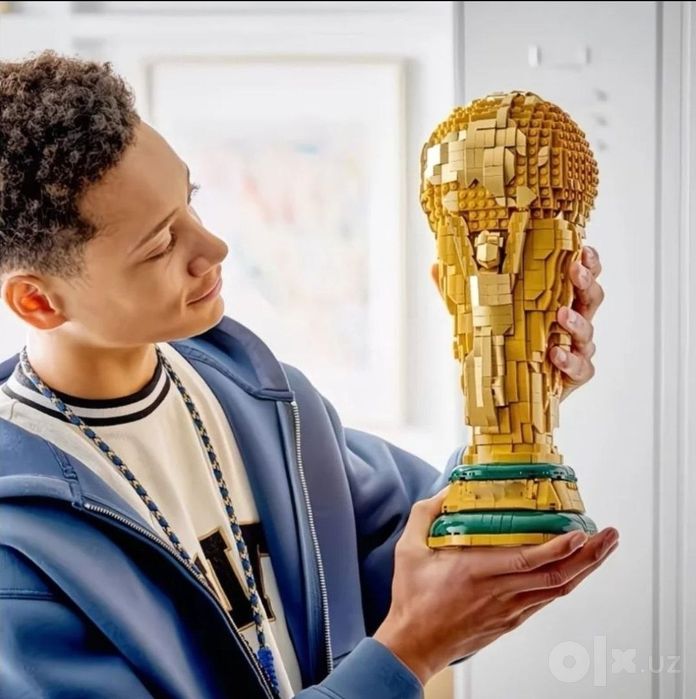 Eksklyuziv Konstruktor FIFA World Cup 2026 Official Trophy (2842 pcs)