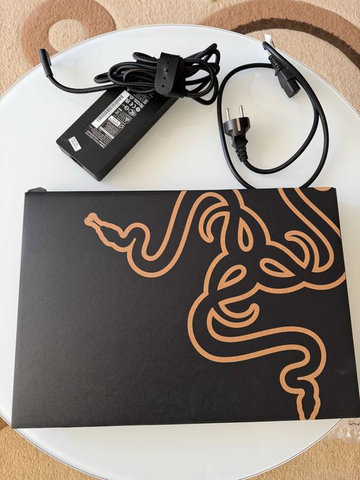 Razer Blade 16 RTX4090 2TB SSD 32GB Ram