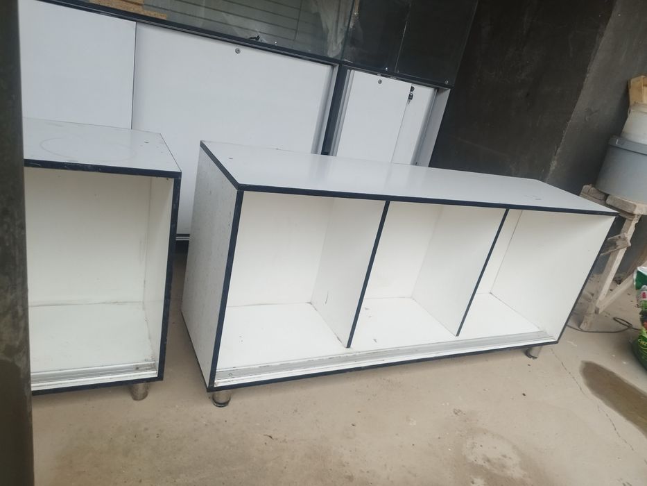 Стеклянные прилавки, качественные новые