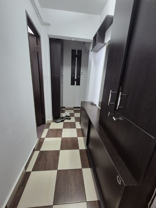 Inchiriez apartament Trivale