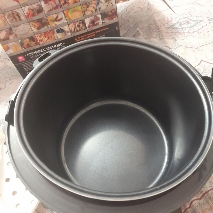 Продам строчно мультиварку