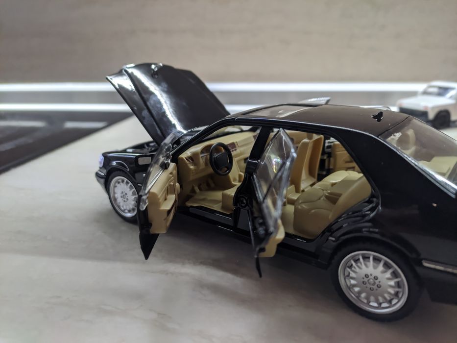 1/24 W140 320SEL Classic Mercedes-Benz