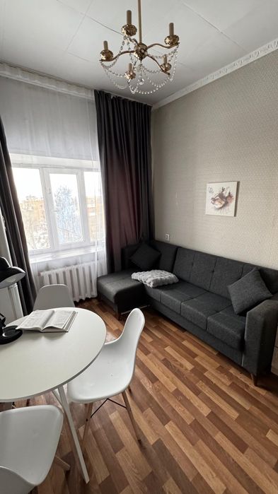 Продам угловой диван корпусный