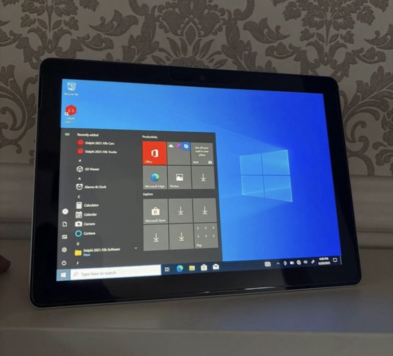Tableta Microsoft Surface Go