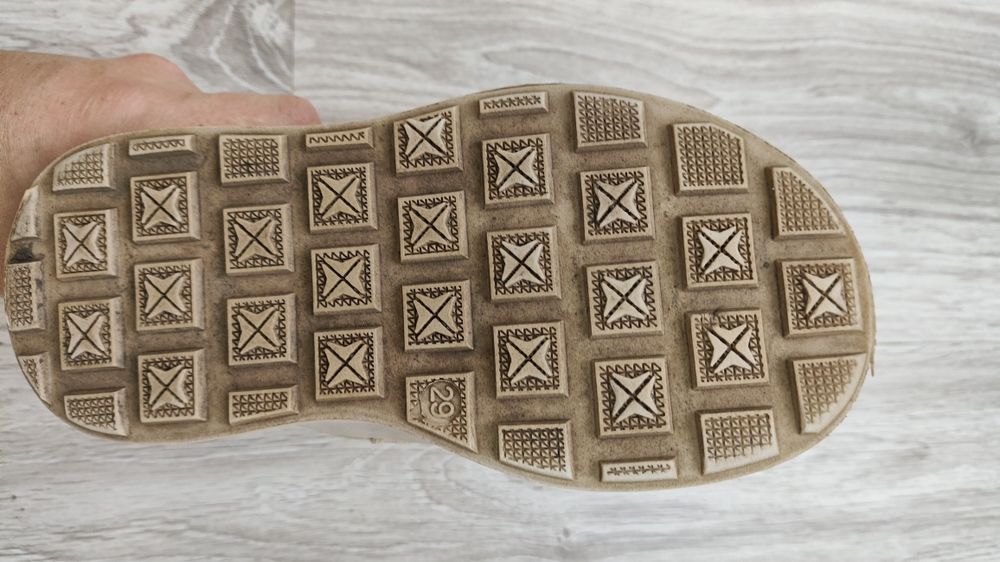 Зимние сапоги для девочки