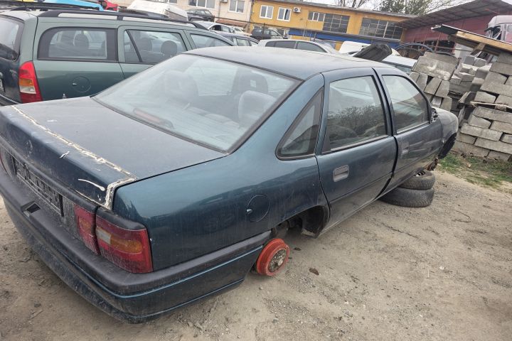 Usa / Portiera spate stanga Opel Vectra 1994 1.6 MT (75 hp)