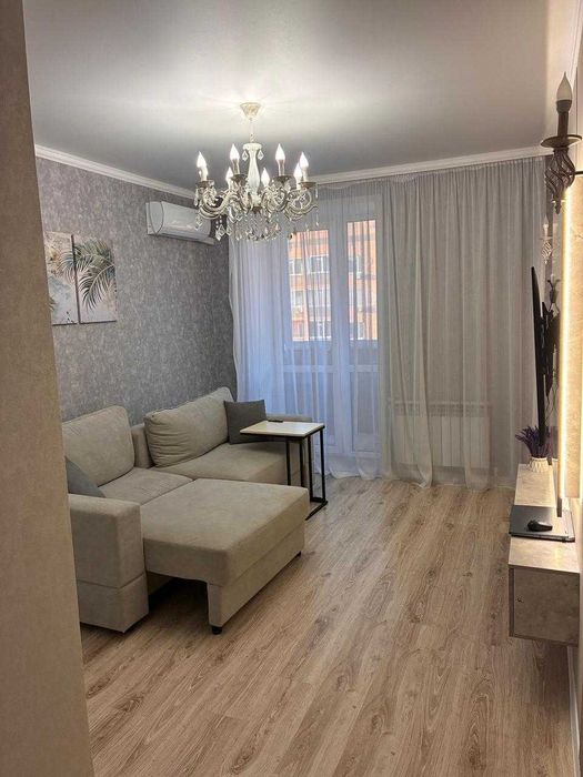 Продам 3-х комнатную квартиру в районе плазы