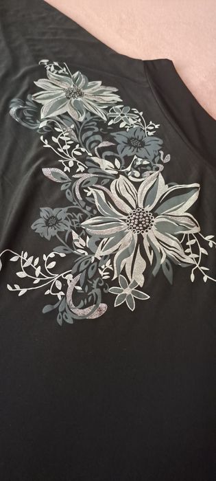 Асиметрична туника с цветя