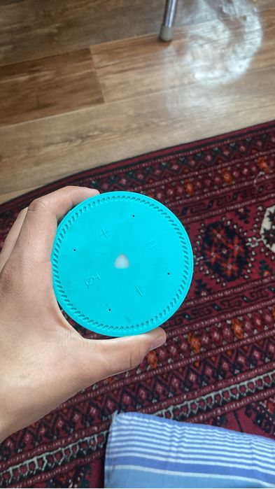 Колонка Алиса продается за 20 000