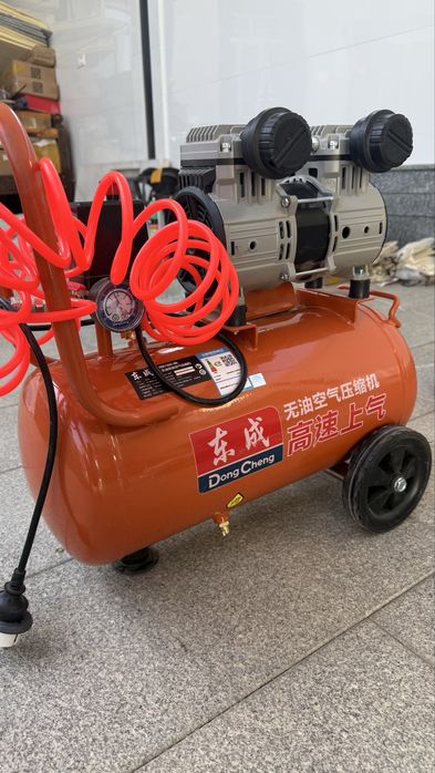 Воздушный компрессор