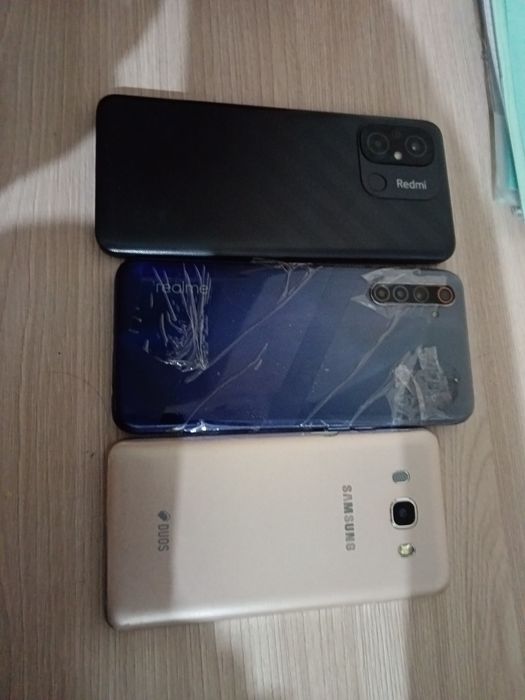 На запчасти телефоны