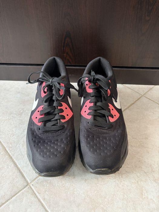 Спортни маратонки Nike